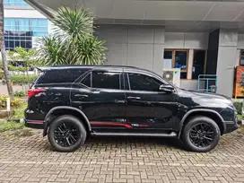 Dijual Toyota Fortuner VRZ TRD Sportivo 2019