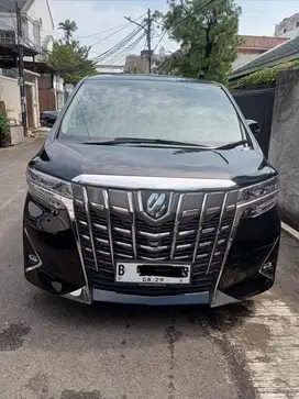 Toyota Alphard 2023