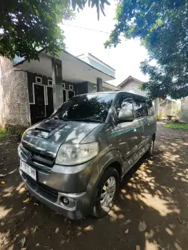 APV GX 2010 A/T