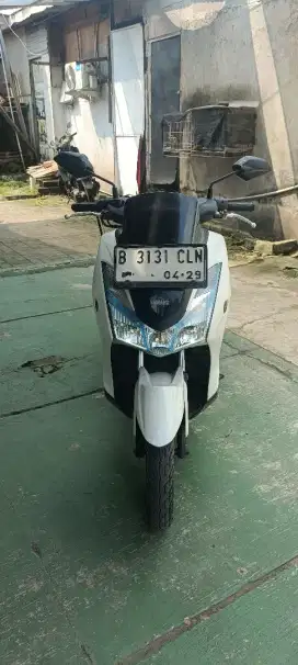 Di Jual Yamaha Lexi 125cc Surat lengkap