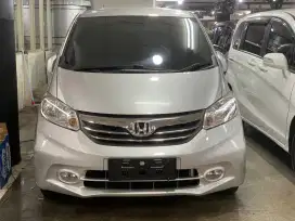 [TDP 29 Jt]Honda Freed PSD E AT 2013 pintu Elektrik AC double blower