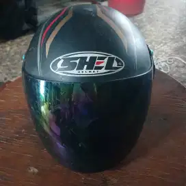 Helm motor anak