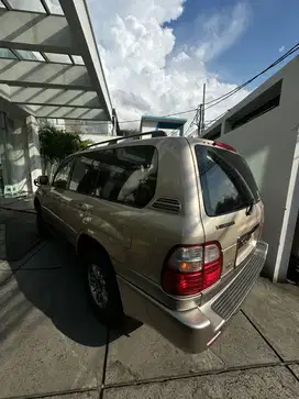 Toyota Cygnus 2001 Bensin
