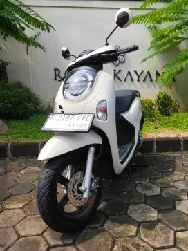 Honda New Scoopy 2024 F Kab pajak panjang 11-2025 km rendah
