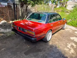Toyota Corona RT 132 tahun 1980