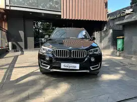 BMW X5 3.0 X drove 35i Nik 2017