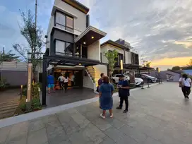 Rumah 3 Lantai 600jtaan DP 0% cicilan 3Jtaan di Gading Serpong & BSD
