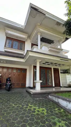 Jual Cepat Dibawah NJOP Rumah di Sayap Dago