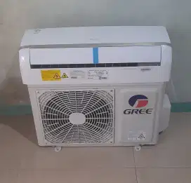 Jual ac gree 1/2 pk R32 masih mulus ori ful belum lama pakek
