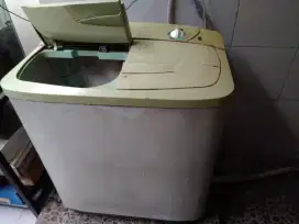 Mesin cuci panfila pwm 801