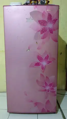 Di jual kulkas merk Sharp 1 pintu
