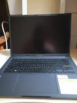 Laptop Asus Vivobook M1403QA Ryzen 5 5600H Ram 8GB SSD 512GB