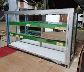 Dijual 2 Etalase Medium