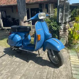 Vespa PX tahun 1980