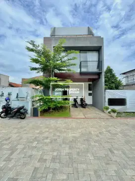 DEKAT MRT LEBAK BULUS DIJUAL RUMAH DALAM CLUSTER DI WILAYAH CIRENDEU