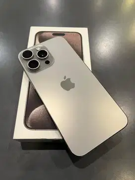 iPhone 15 Pro Max 256 GB Resmi