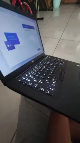 DELL 7490 Touchscreen
