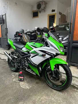 Kawasaki Ninja rr Anniversary Edition Low Km Pajak On Surat Lengkap