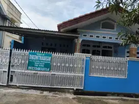 Disewakan rumah baru renov lokasi elite harga kost2 an