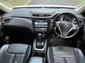 Nissan Xtrail 2016 2.5 CVT Hitam