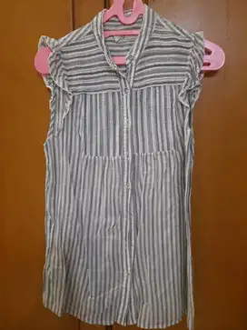 Preloved kemeja tanpa lengan wanita