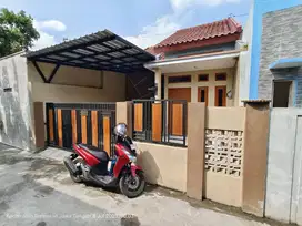 Rumah Baru Ready Proses Finishing Kadipiro Dekat RS Ngipang