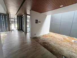 Rumah Besar Mewah Nilapadmi Kota Baru Parahyangan Bandung