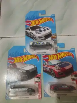 Jual Hot wheels paket 3 Porsche Panamera