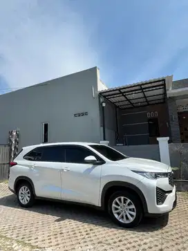 Toyota Kijang Innova 2023 Bensin