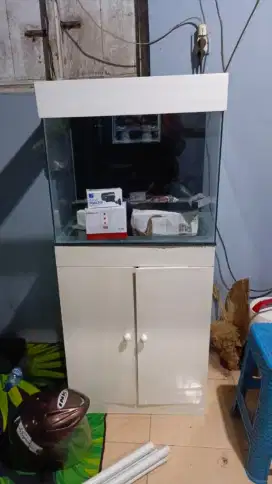 Aquarium Air Laut sum filter bawah