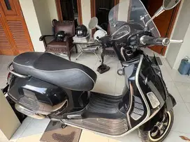 VESPA GTS 150 2021