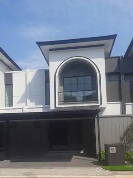 Rumah baru semi furnished, carport untuk 2 mobil