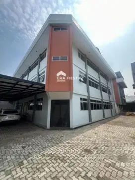 Gedung Kantor D Jakarta Pusat Gunung Sahari Parkir luas