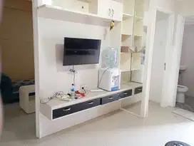 DISEWAKAN APARTEMEN BASSURA CITY DIATAS MALL 2 KAMAR FURNIS