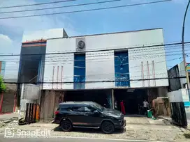 dikontrakkan ruko strategis raya dr Sutomo Gresik