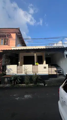 RUMAH SEWA RADIO DALAM KEBAYORAN BARU JAKARTA SELATAN