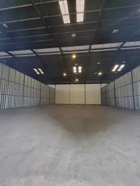 Disewakan gedung serba guna siap pakai di pasar kecapi jatiwarna