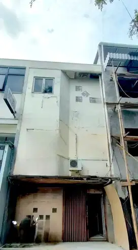Ruko GreenVille Murah 3 Lantai Lokasi Strategis
