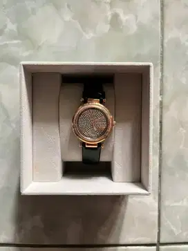 Jam Tangan Wanita | GUESS Collection GC watches Y47005L2MF For Women