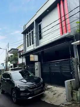 PTB DUREN SAWIT JAKTIM RUMAH DALAM KOMPLEK 2 LT FURNISHED S605