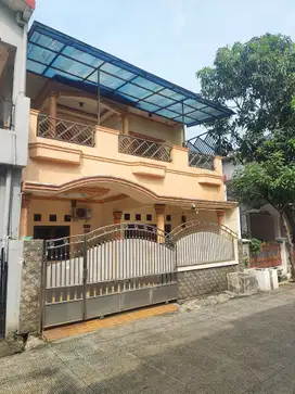 Rumah 2 Lantai Bagus Murah Bebas Banjir di Graha Indah Cikunir Pekayon