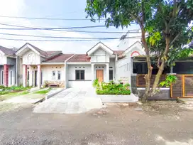 Rumah Siap Huni 10 Mnt ke Summarecon Mall Serpong Hadap Utara J-34985