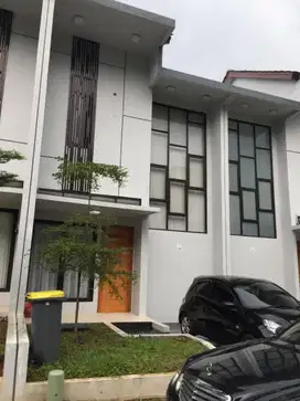 Rumah 2 Lantai SHM 15 Menit ke RS Sari Asih Ciputat Bisa KPR J-34559