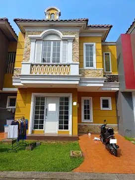 Rumah 2 Lantai Akses Dekat Gerbang Tol BSD Barat 1 Hadap Utara J-34119