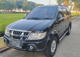 Isuzu Panther Grand Touring 2499 CC Diesel MT Hitam 2019