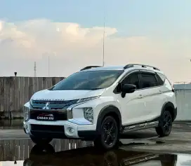 Mitsubishi Xpander Cross 1.5L Plus AT Rockford Black Edition 2021