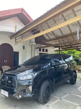 Dijual Kijang Innova Reborn