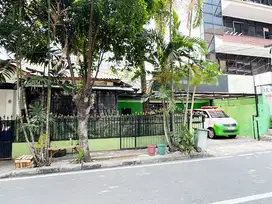 Rumah Tua Salemba Raya, Senen