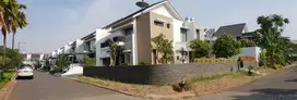 Dijual Rumah Bagus dan Mewah di Cluster Asia Tropis Harapan Indah Beka
