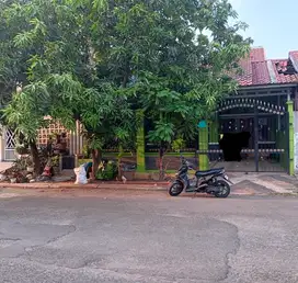 Dijual rumah di taman sari harapan indah